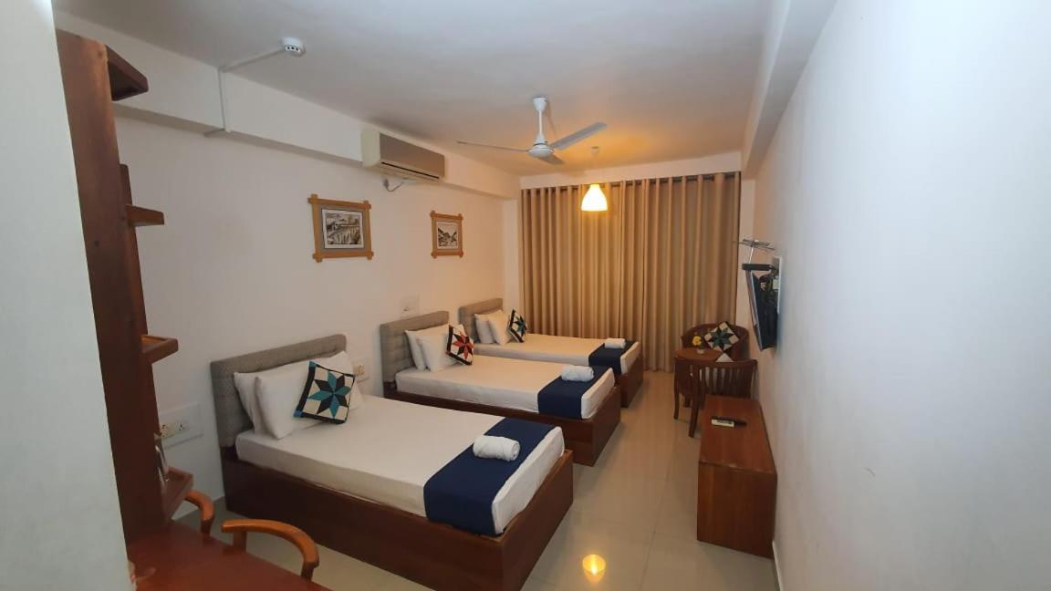 Sky View Grand Hotel Kandy Eksteriør billede