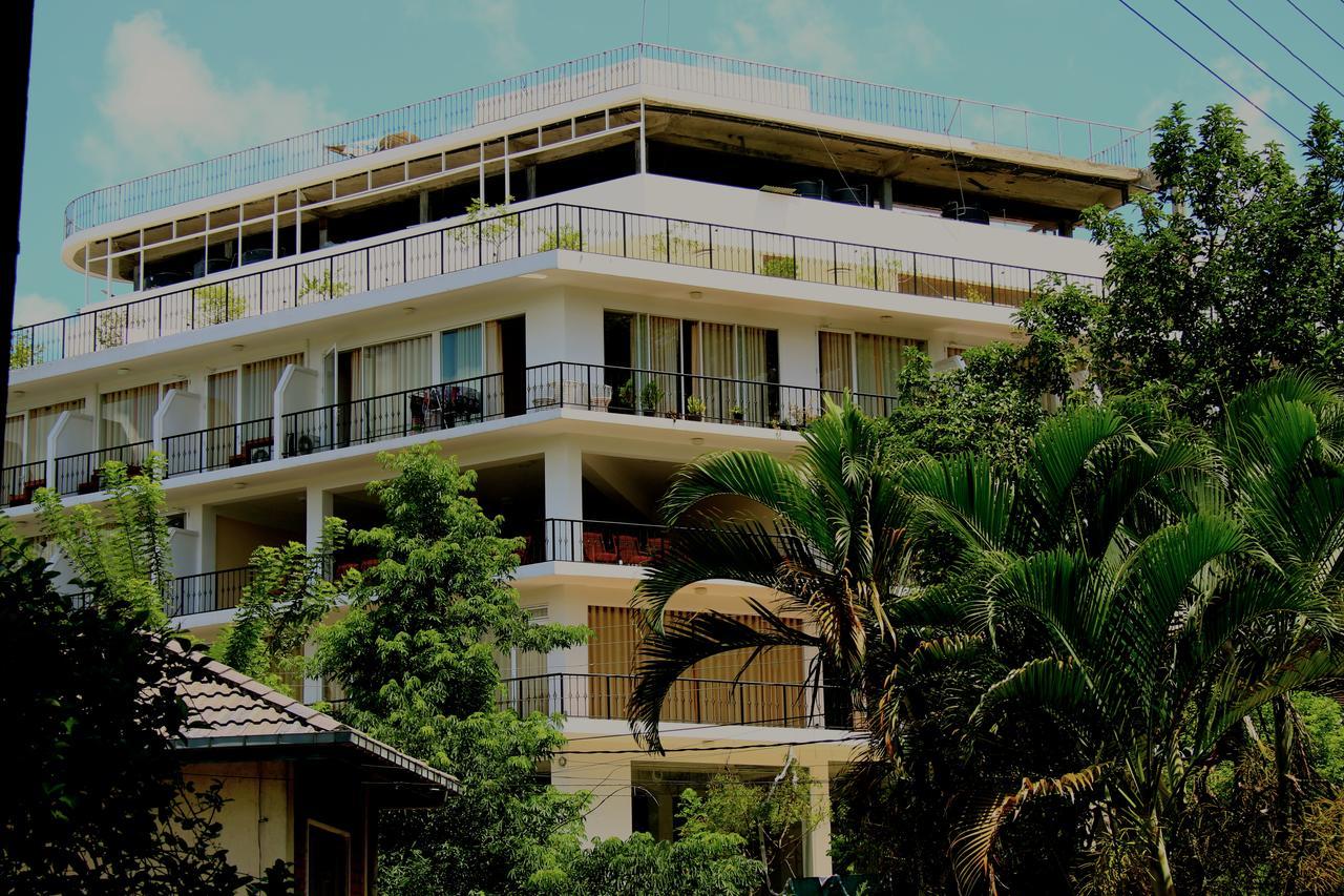 Sky View Grand Hotel Kandy Eksteriør billede